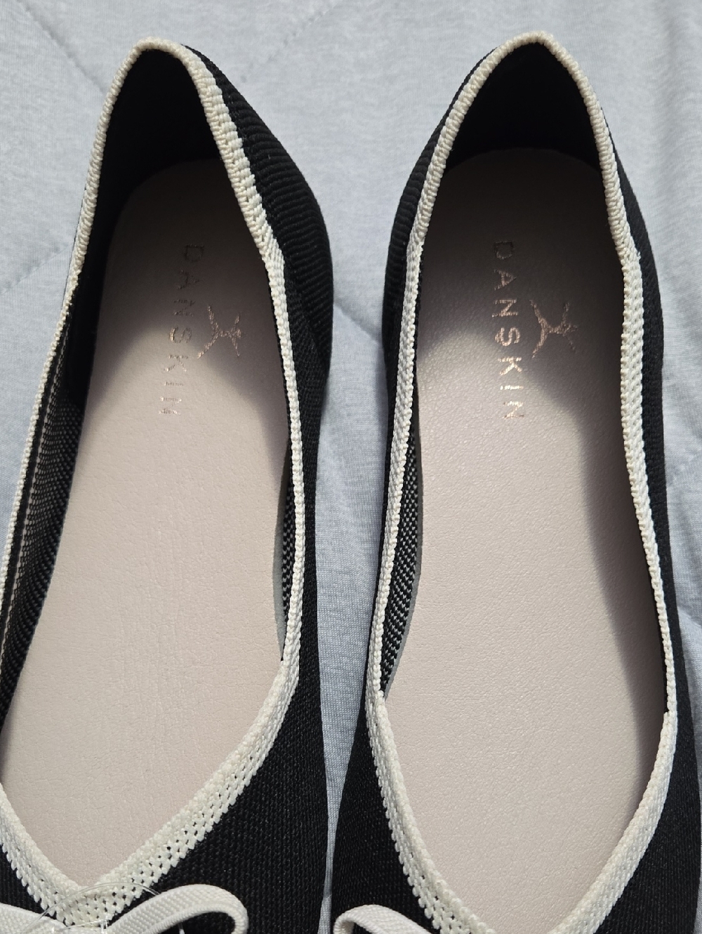Danskin Slip On Ballet Flat Shoes - Size 8 - NWT - Black - Picture 2 of 6